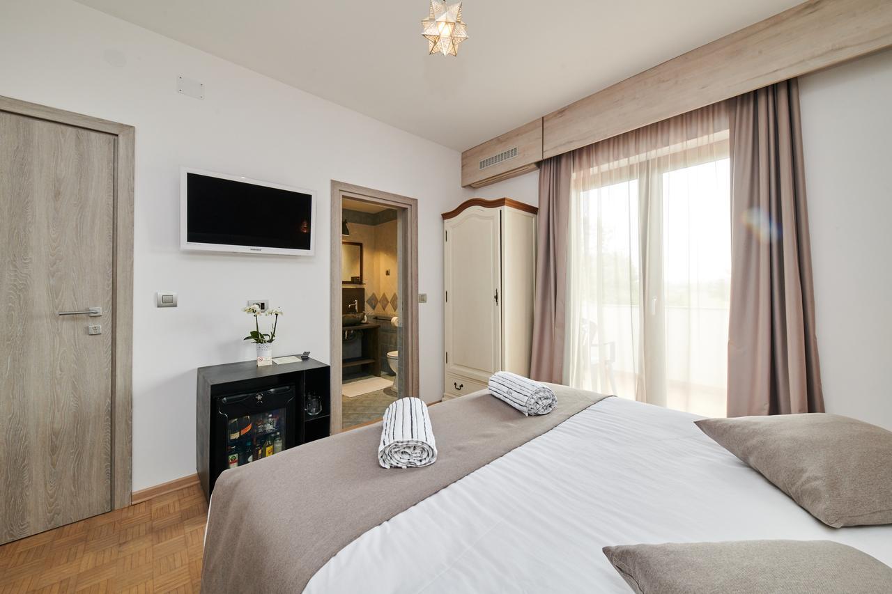 Boutique Rooms Luna Umag Kültér fotó